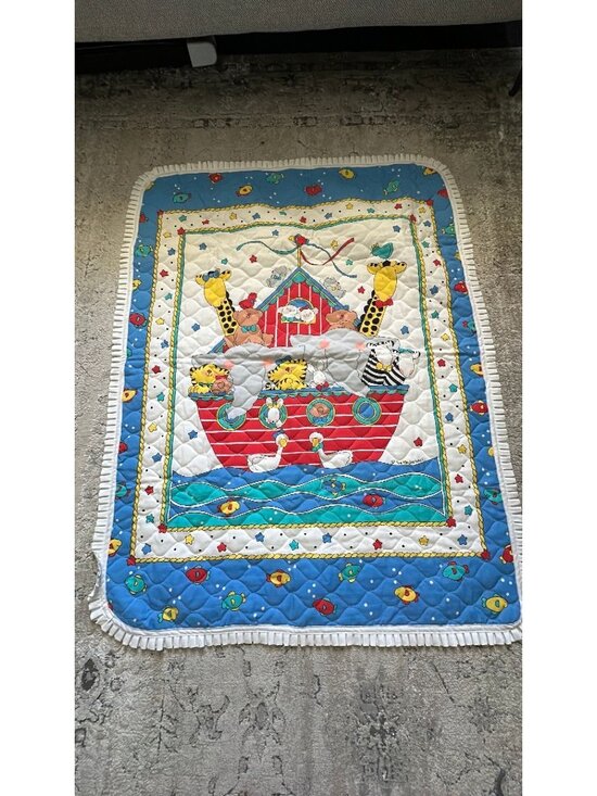 sue dreamer Other - vintage Sue Dreamer Noah's Ark crib quilt